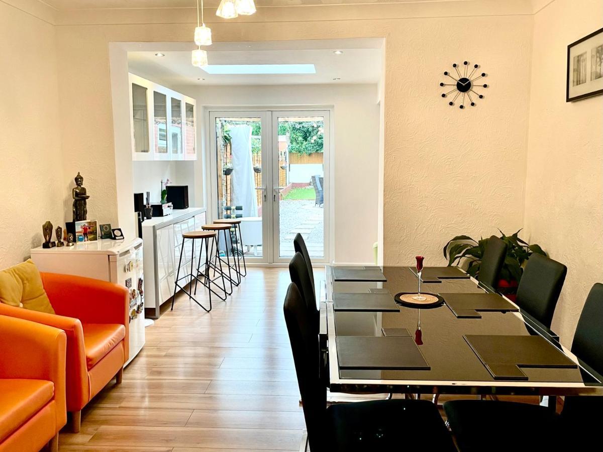 Stunning 1 Bedroom And Double Sofa Bed Near Train Station سوثامبتون المظهر الخارجي الصورة